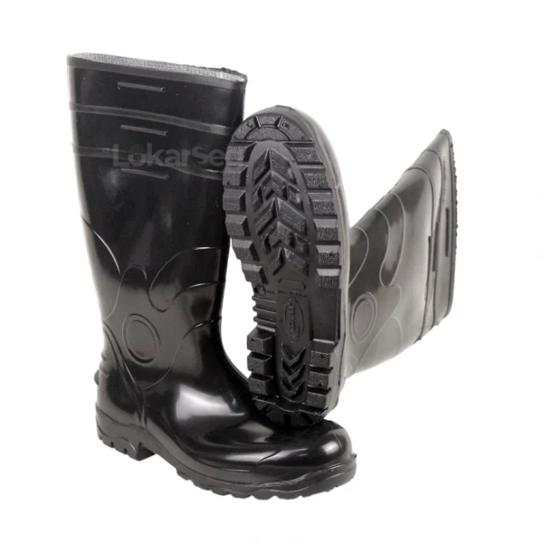 BOTA PVC CANO LONGO PT C/ FORRO